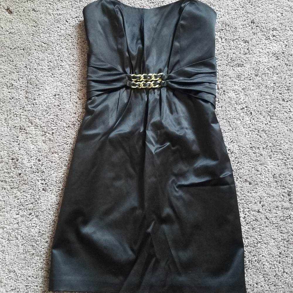 Black strapless dress